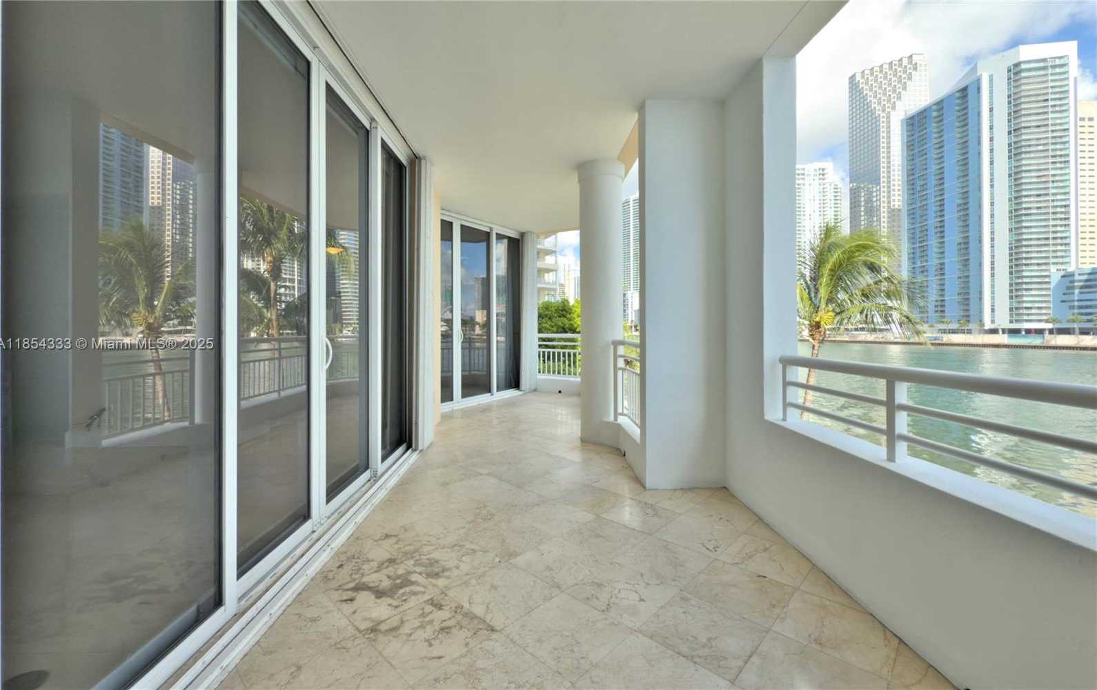 Small Image of 848 BRICKELL KEY DR #306, Miami Number 9