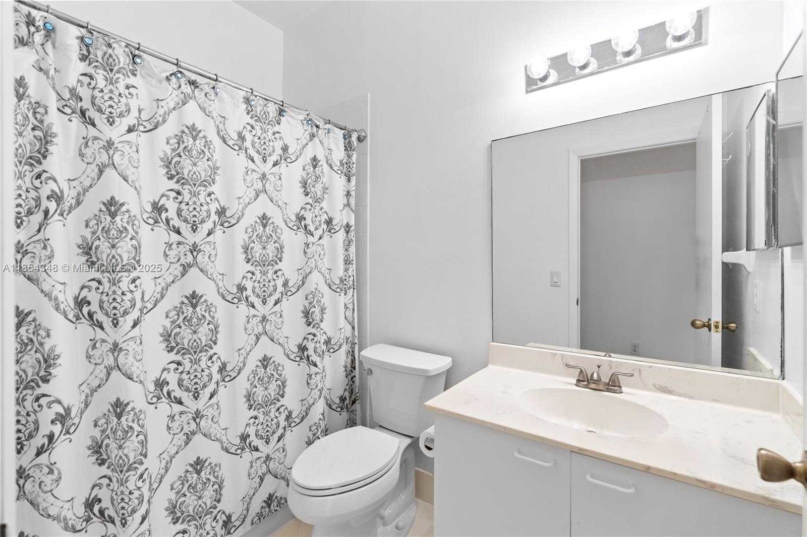 Small Image of 670 NORTH WEST 154TH AVE #., Pembroke Pines Number 23
