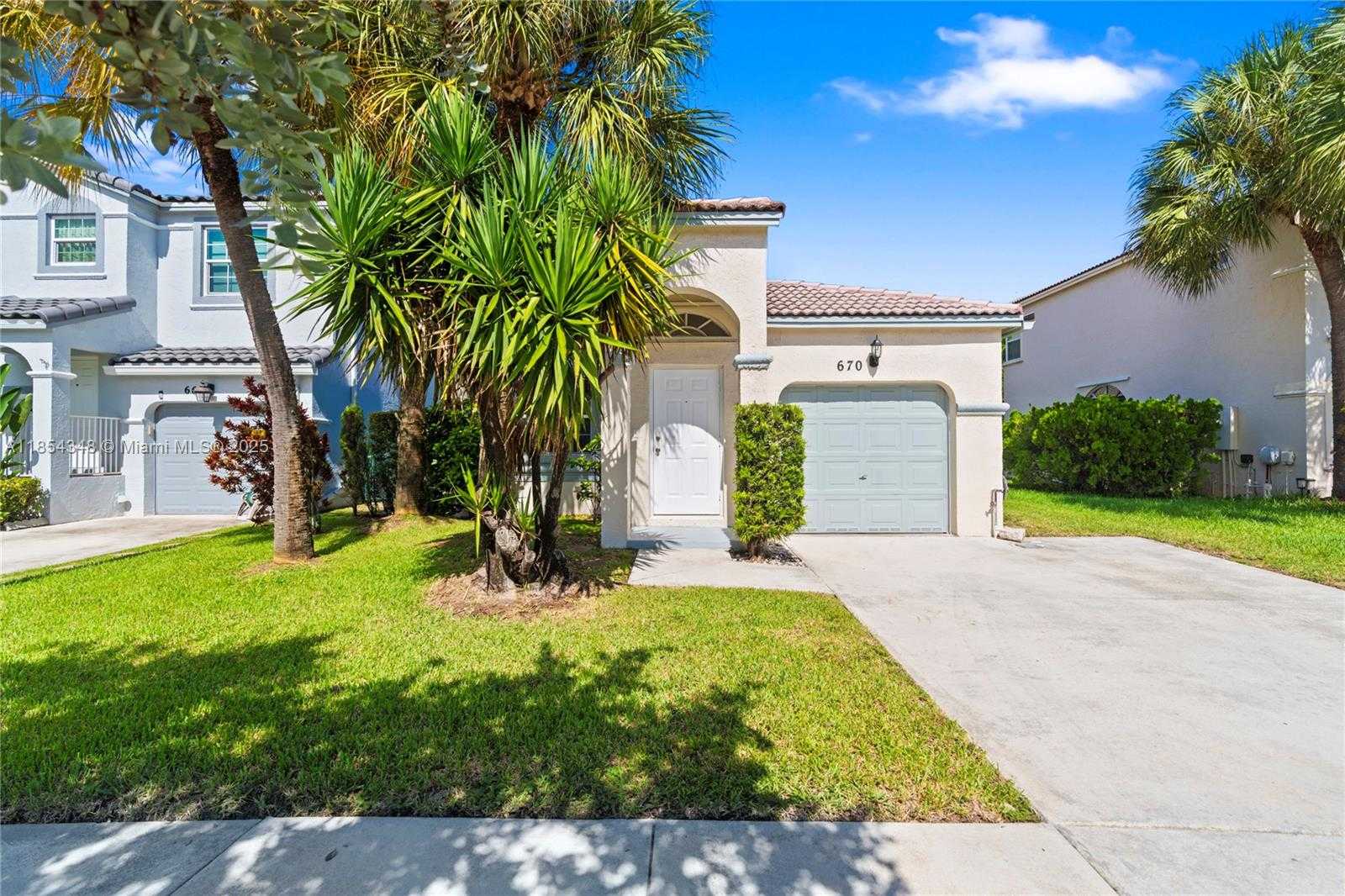 Small Image of 670 NORTH WEST 154TH AVE #., Pembroke Pines Number 4