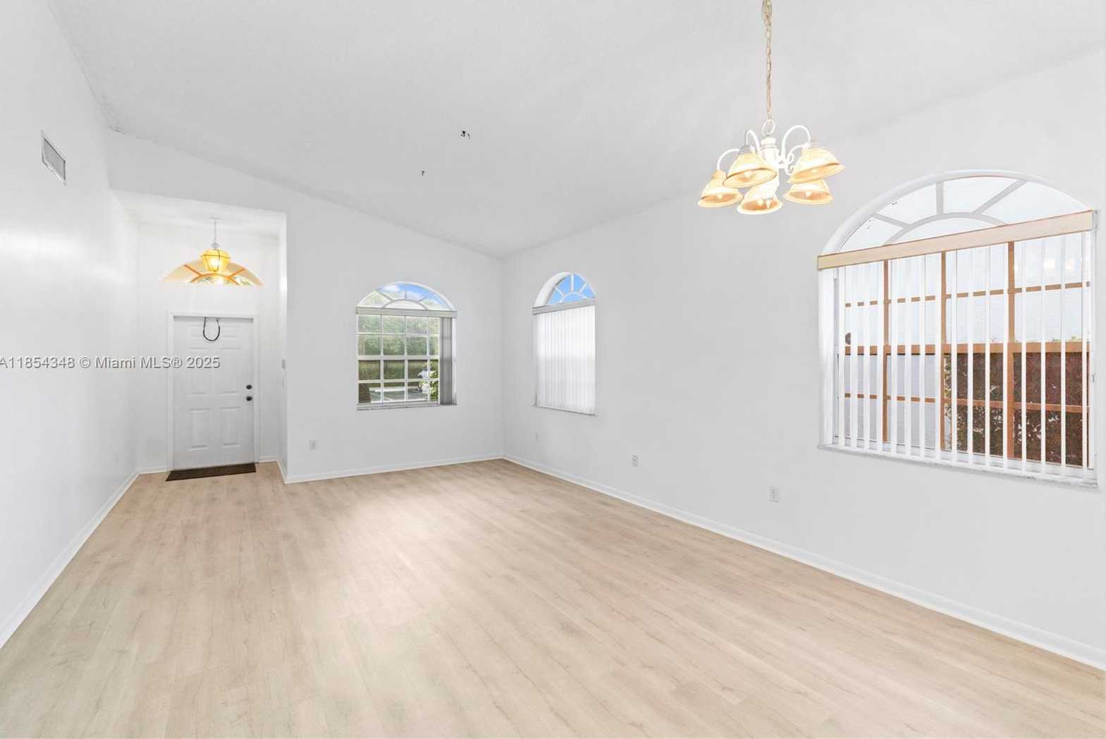 Small Image of 670 NORTH WEST 154TH AVE #., Pembroke Pines Number 7