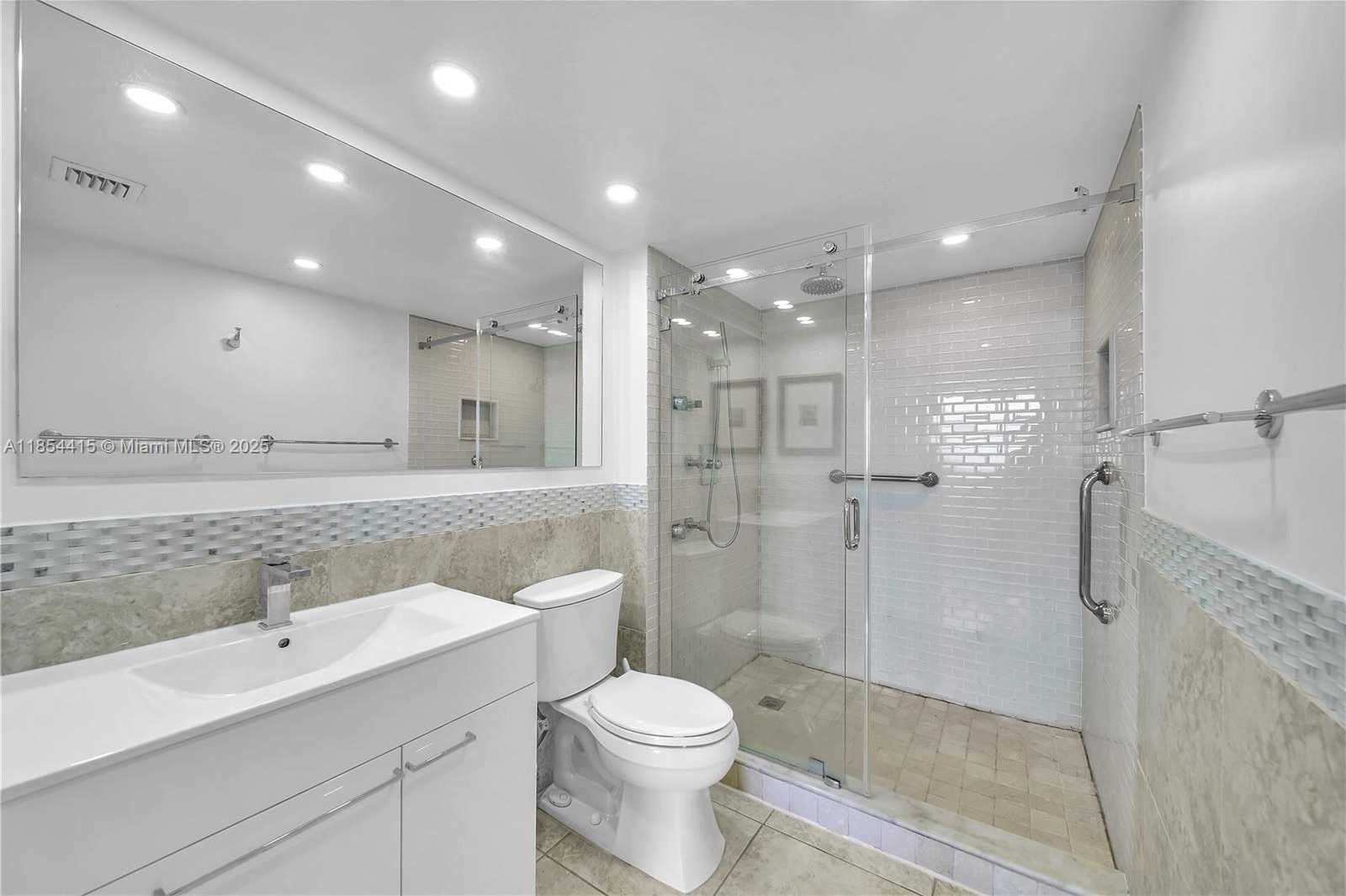 Small Image of 90 ALTON RD #2604, Miami Beach Number 15