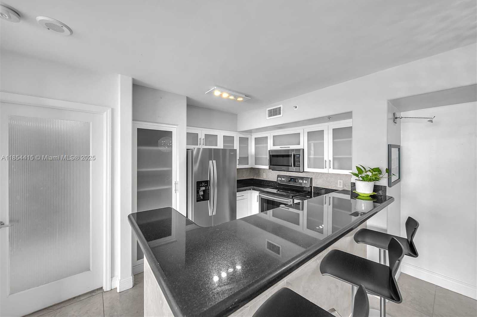 Small Image of 90 ALTON RD #2604, Miami Beach Number 9