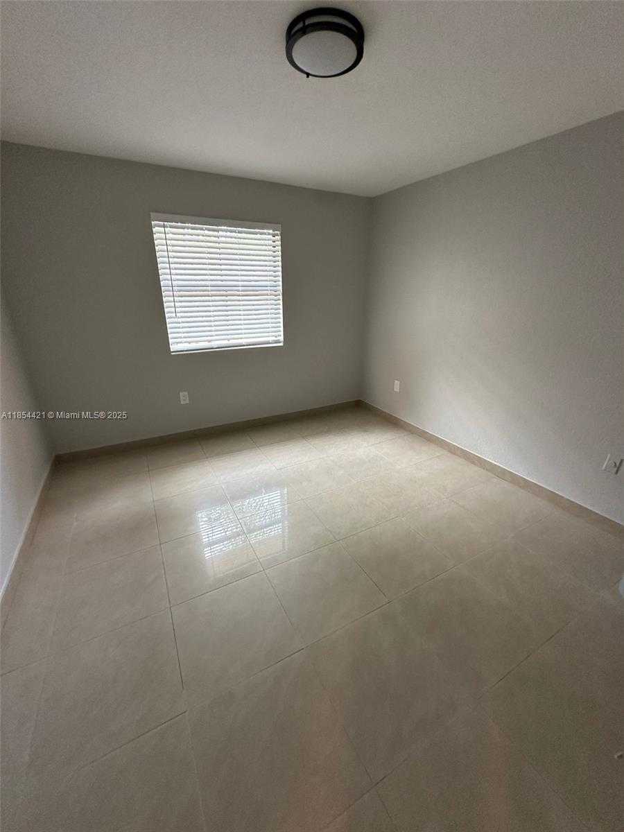Small Image of 10581 SOUTH WEST 155TH CT #1222, Miami Number 12