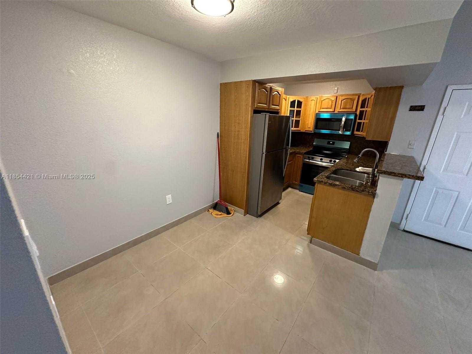 Small Image of 10581 SOUTH WEST 155TH CT #1222, Miami Number 13
