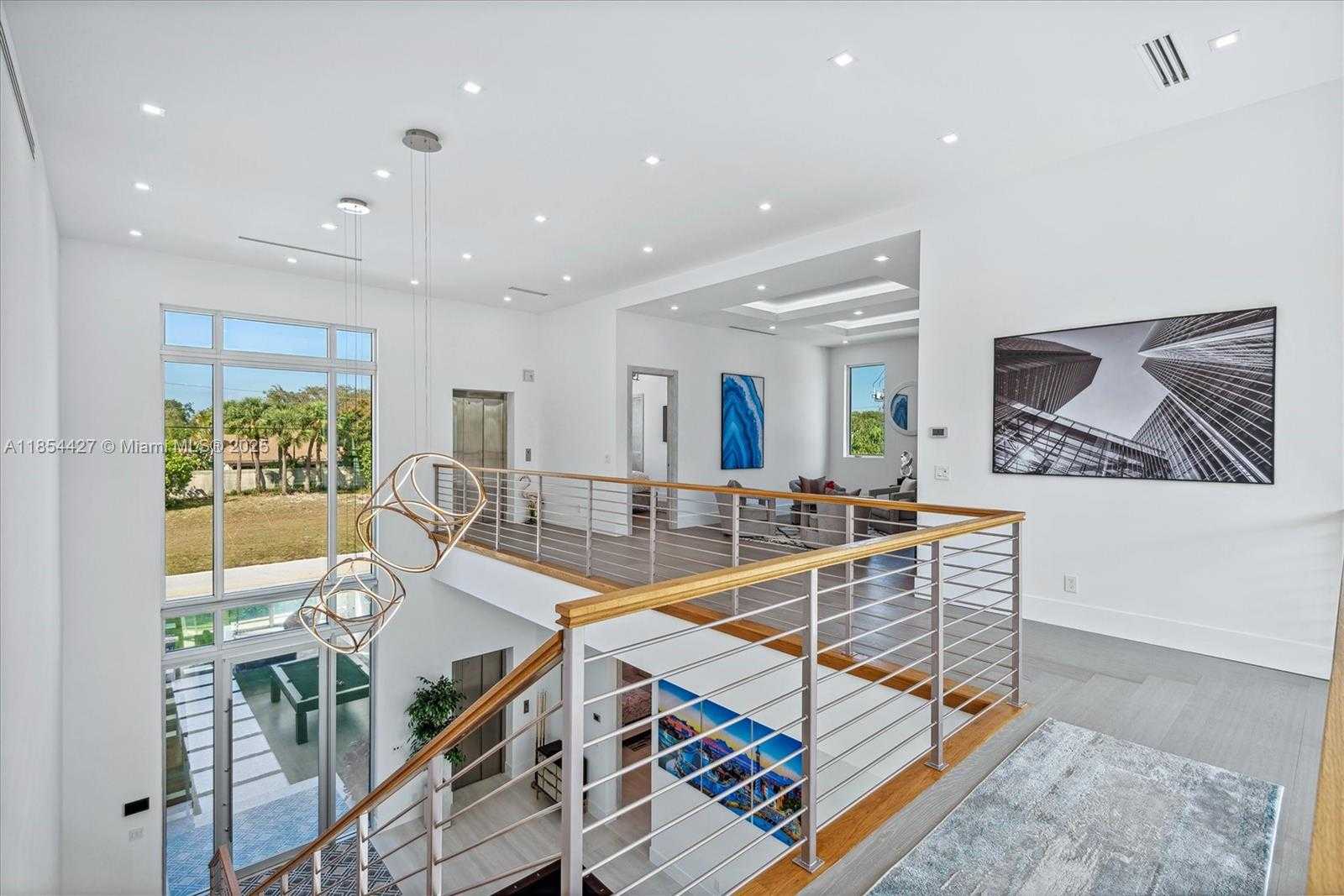 Small Image of 2628 MARCINSKI RD, Jupiter Number 12