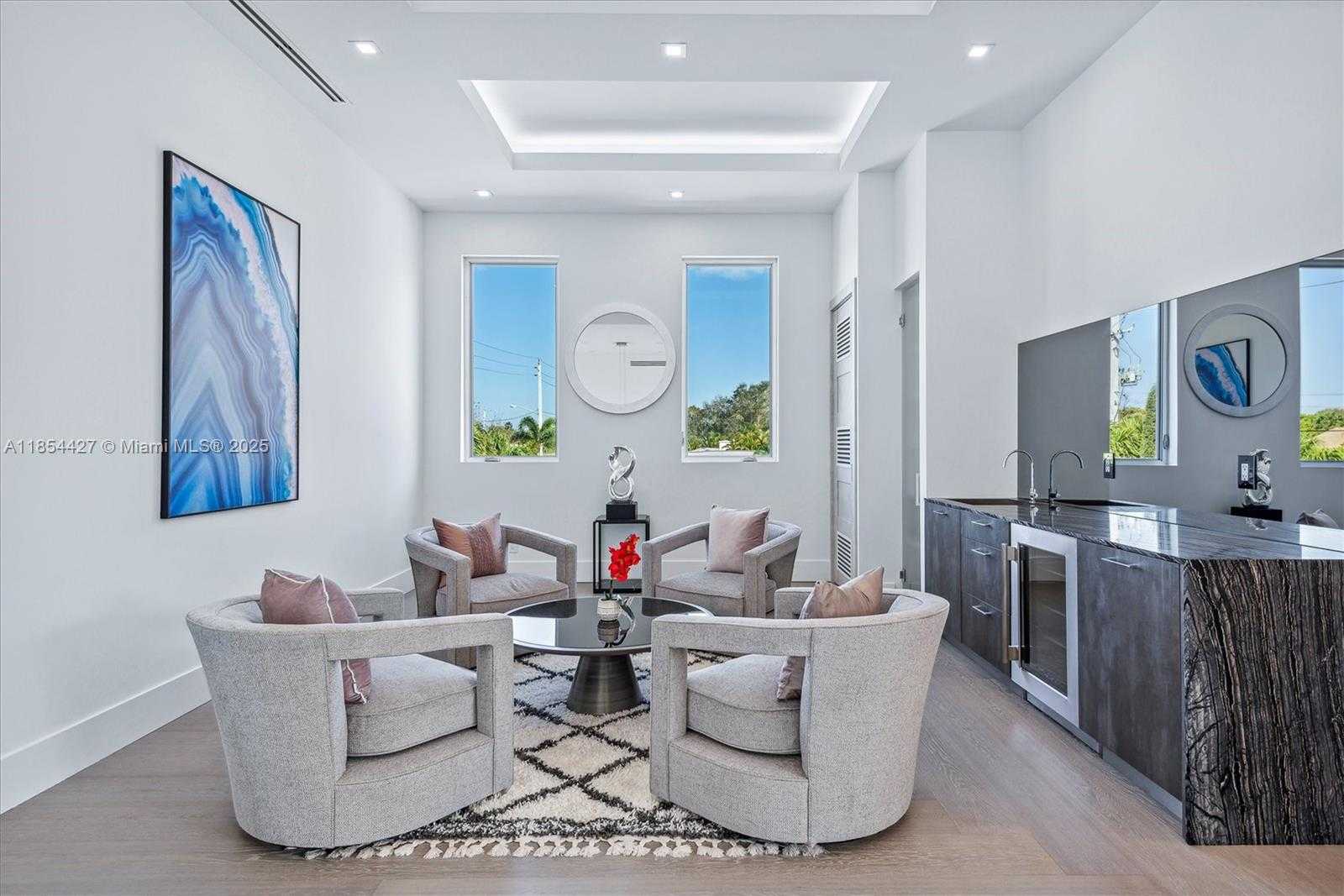 Small Image of 2628 MARCINSKI RD, Jupiter Number 13