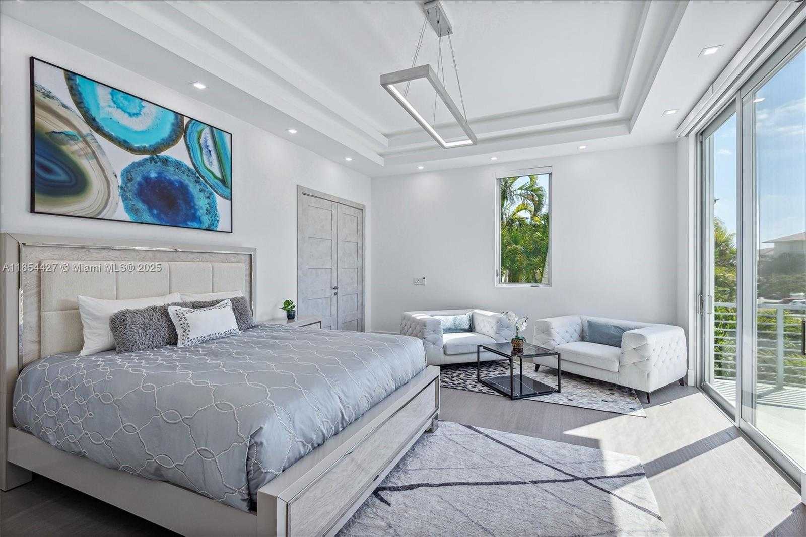 Small Image of 2628 MARCINSKI RD, Jupiter Number 15