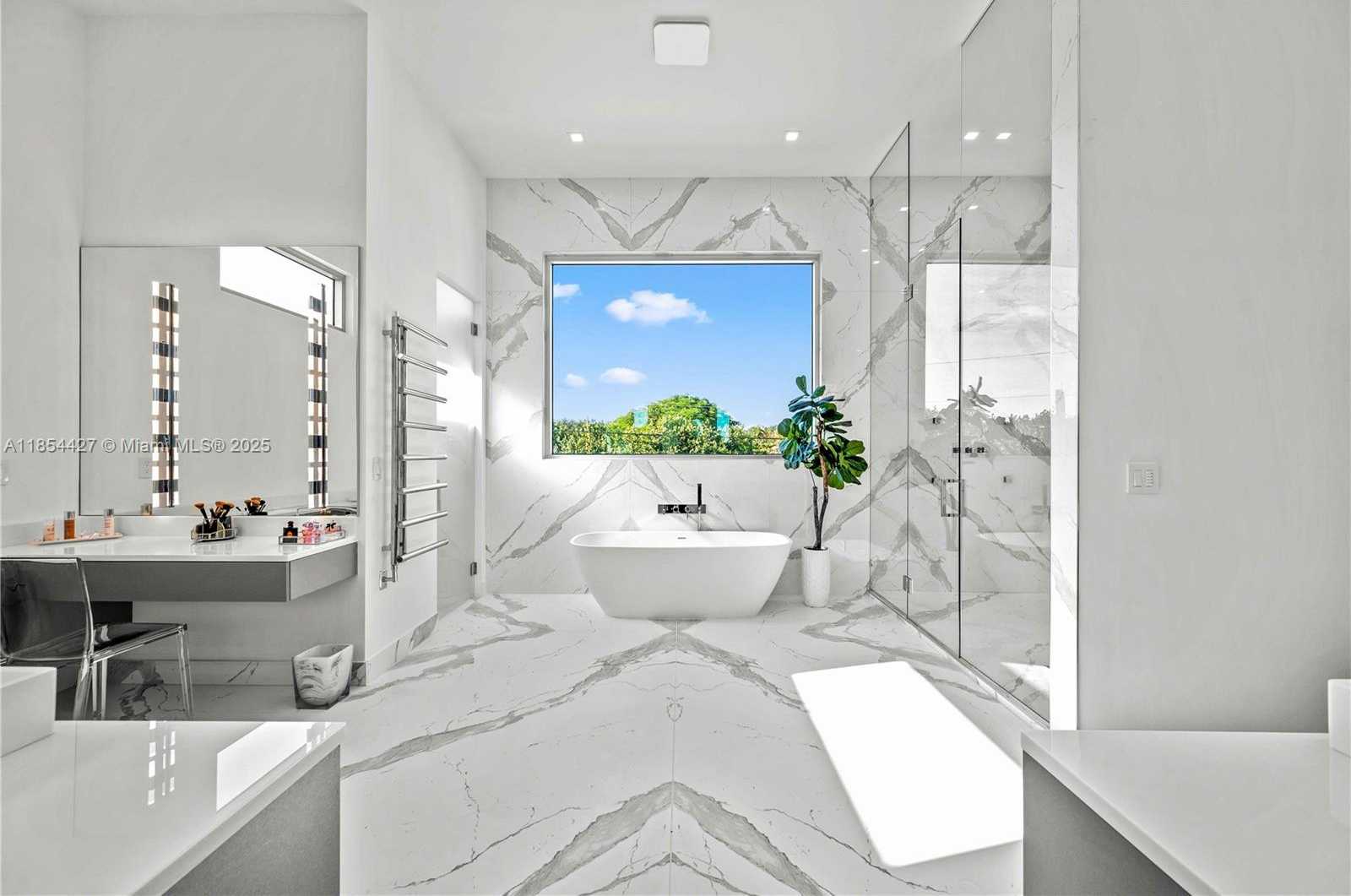 Small Image of 2628 MARCINSKI RD, Jupiter Number 17