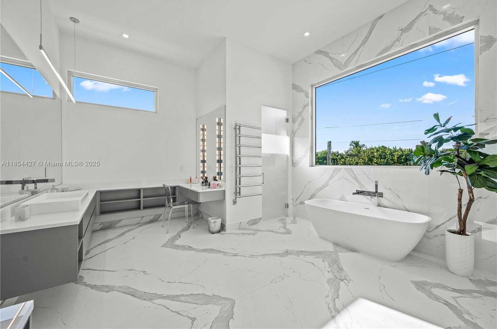Small Image of 2628 MARCINSKI RD, Jupiter Number 19