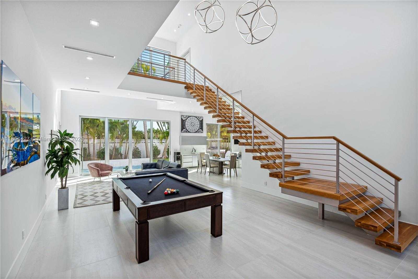 Small Image of 2628 MARCINSKI RD, Jupiter Number 3