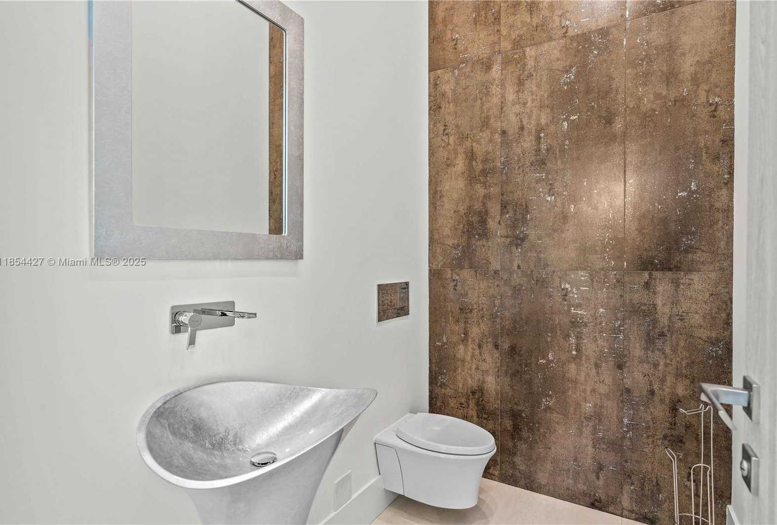 Small Image of 2628 MARCINSKI RD, Jupiter Number 31