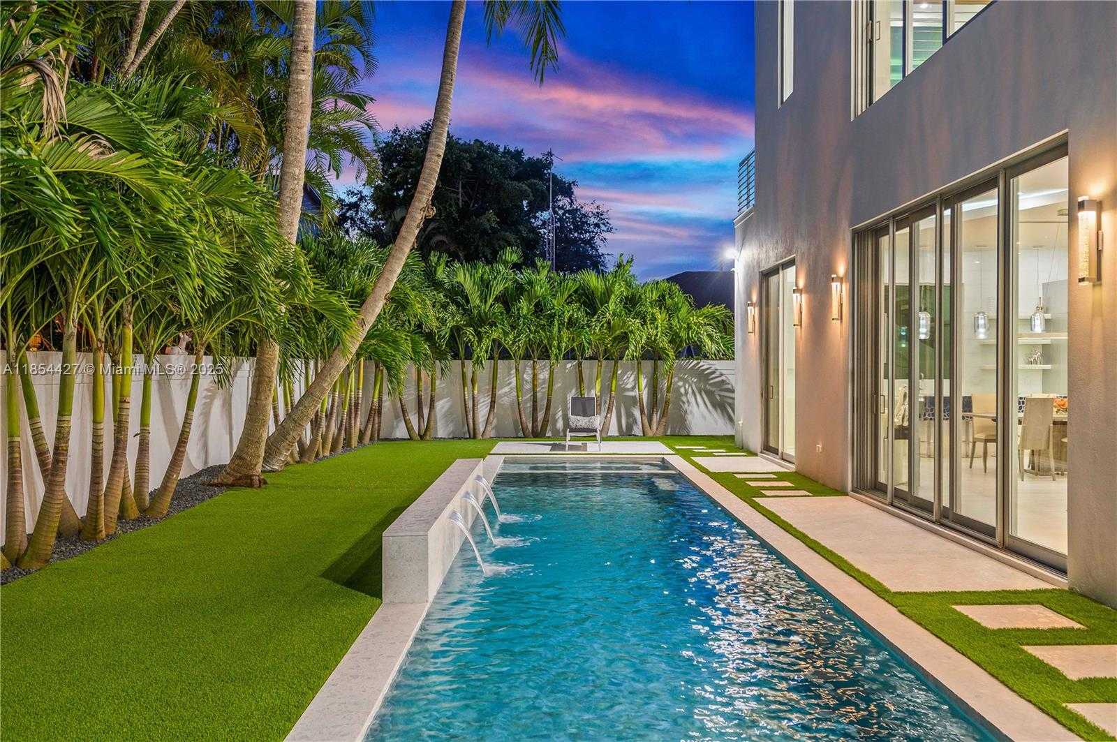 Small Image of 2628 MARCINSKI RD, Jupiter Number 35