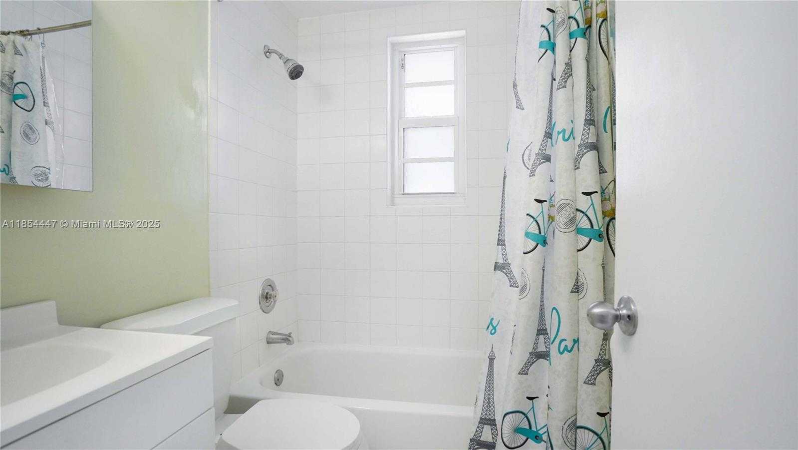 Small Image of 540 15TH ST #203, Miami Beach Number 11