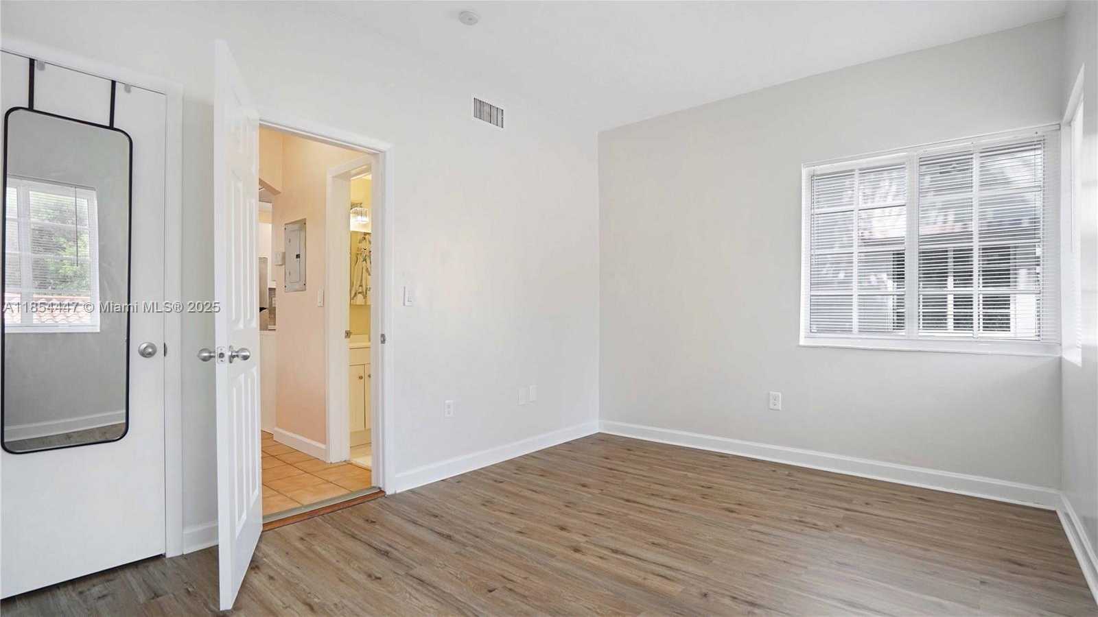 Small Image of 540 15TH ST #203, Miami Beach Number 15