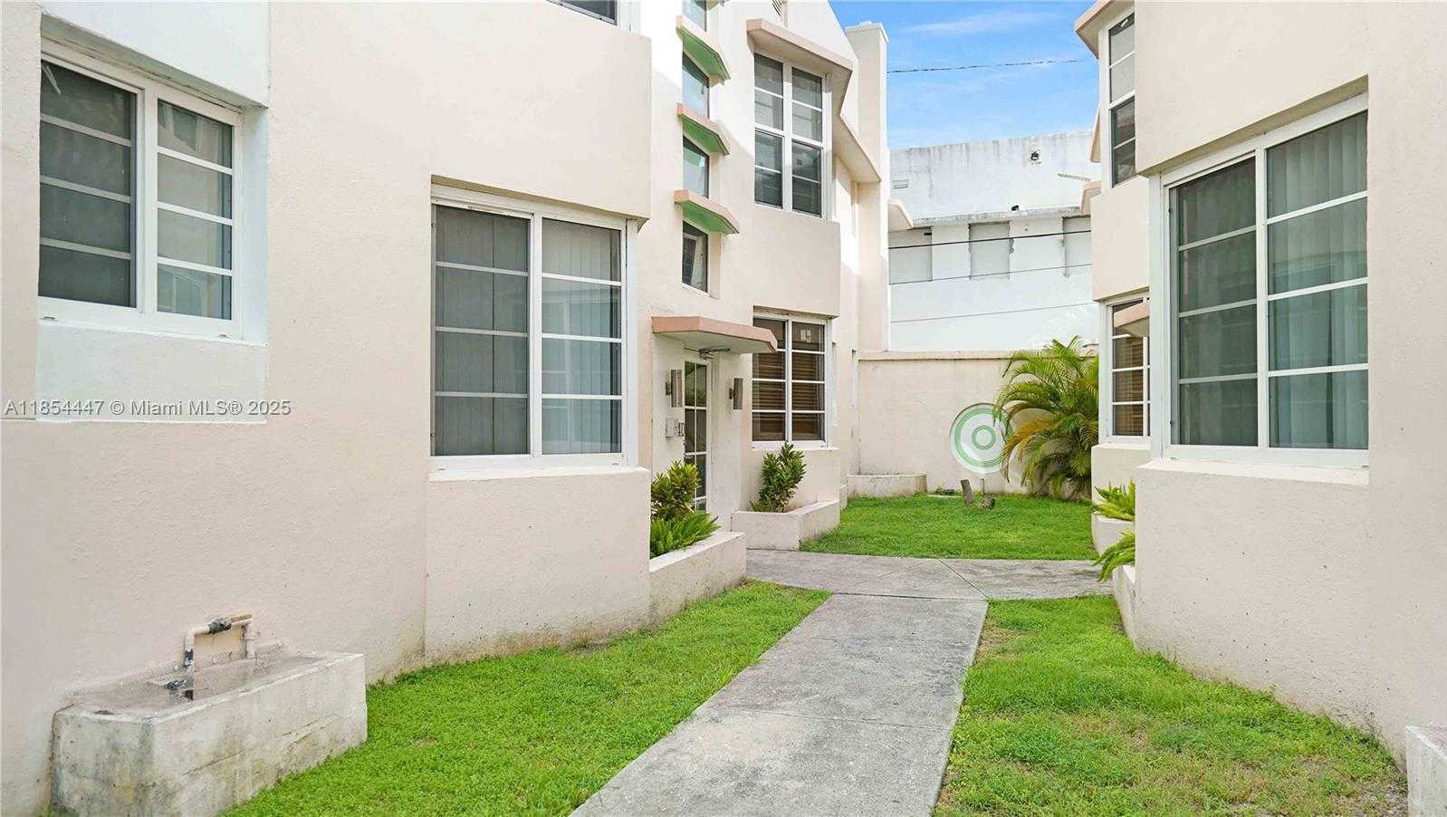 Small Image of 540 15TH ST #203, Miami Beach Number 19