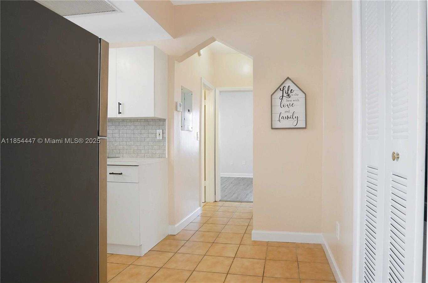 Small Image of 540 15TH ST #203, Miami Beach Number 21