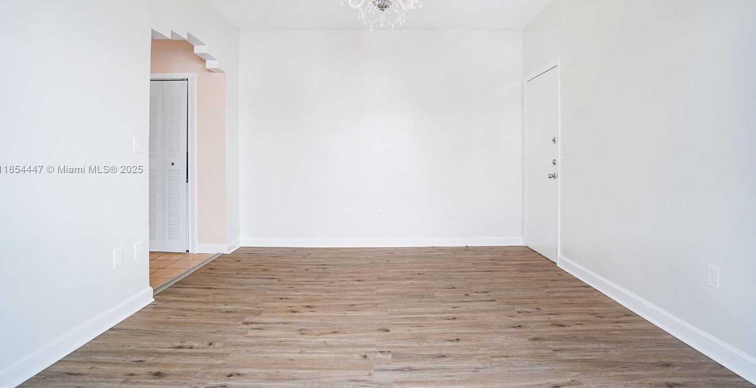 Small Image of 540 15TH ST #203, Miami Beach Number 26