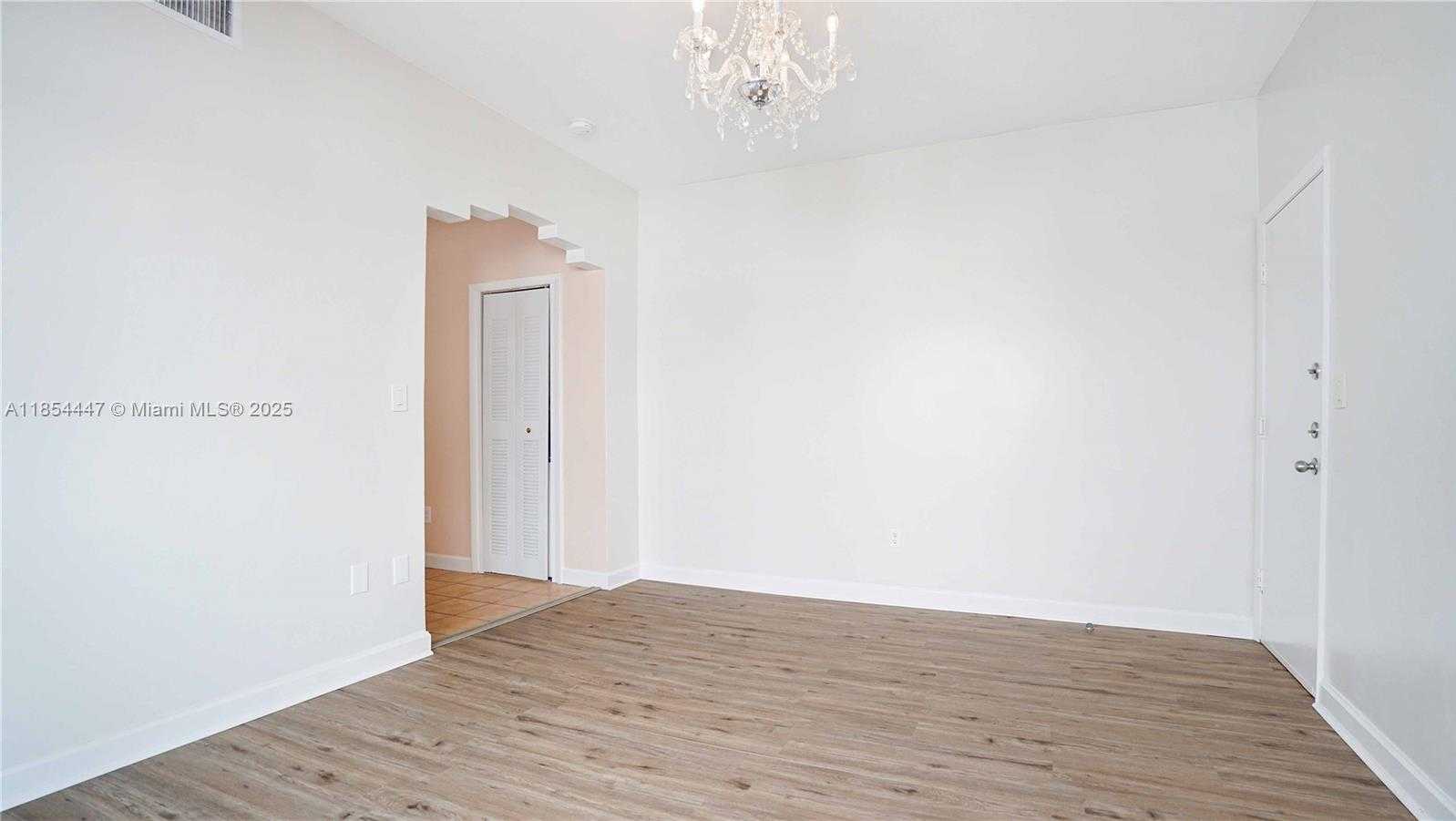 Small Image of 540 15TH ST #203, Miami Beach Number 27