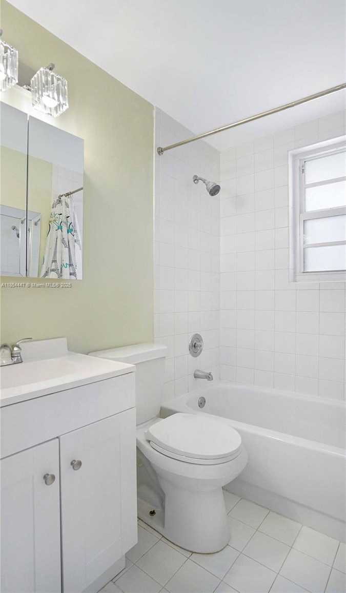 Small Image of 540 15TH ST #203, Miami Beach Number 28