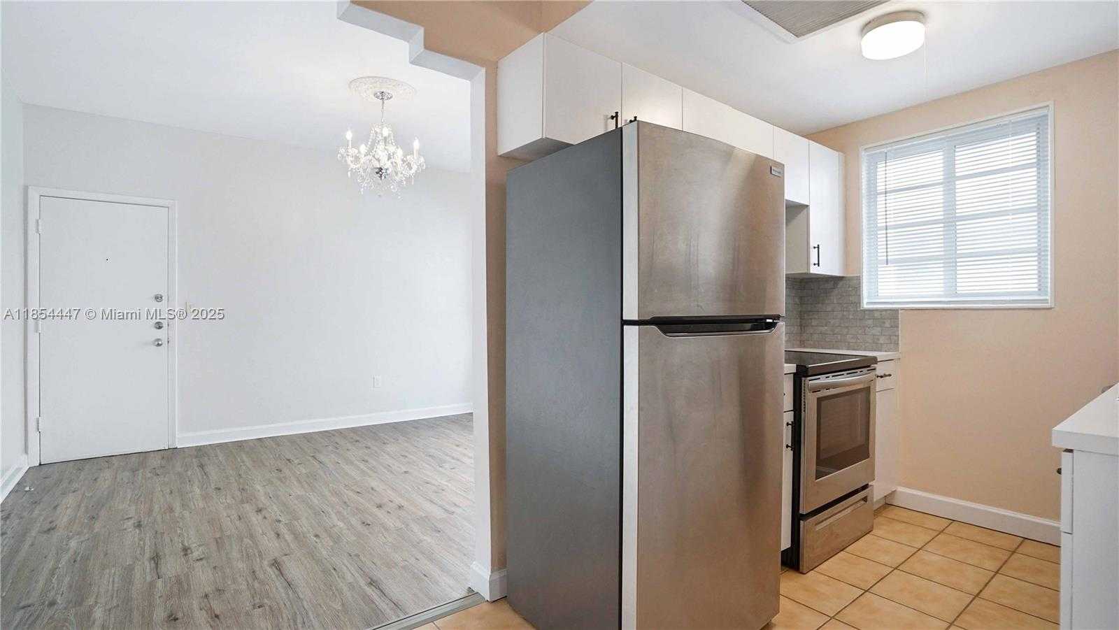 Small Image of 540 15TH ST #203, Miami Beach Number 7