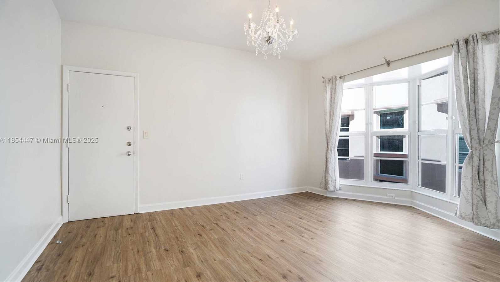 Small Image of 540 15TH ST #203, Miami Beach Number 9
