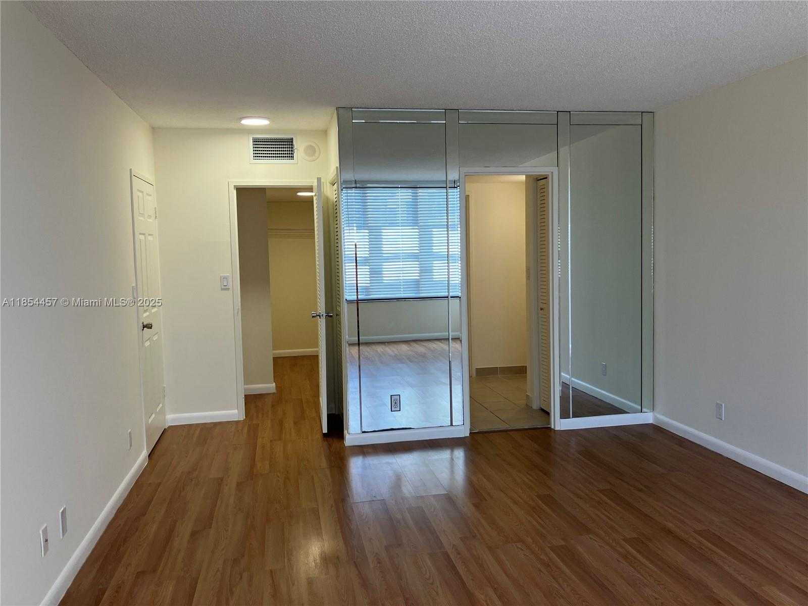 Small Image of 500 THREE ISLANDS BLVD #521, Hallandale Beach Number 15