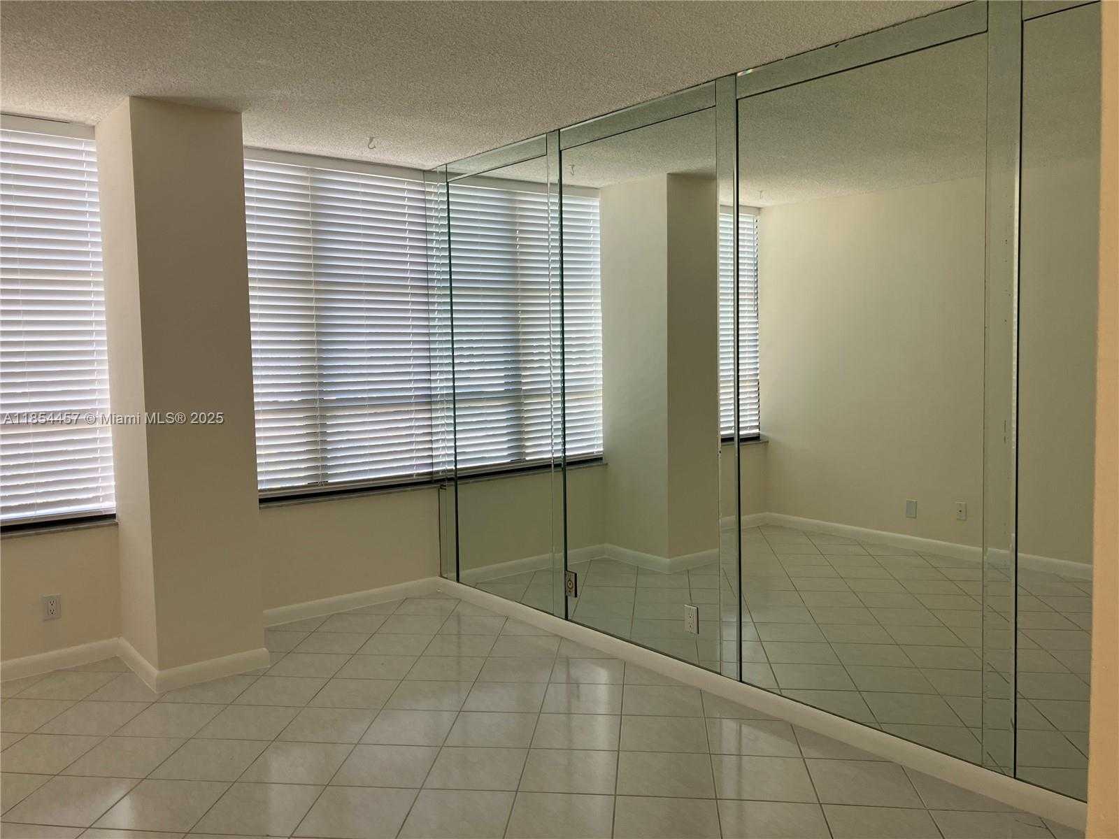 Small Image of 500 THREE ISLANDS BLVD #521, Hallandale Beach Number 21