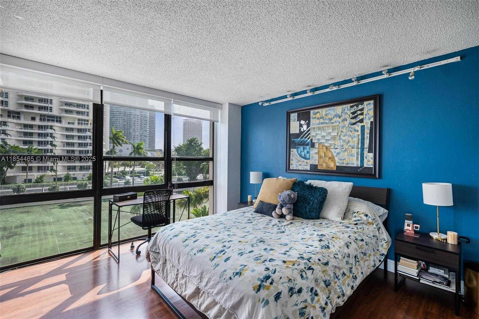 Small Image of 600 NORTH EAST 36 ST #311, Miami Number 10