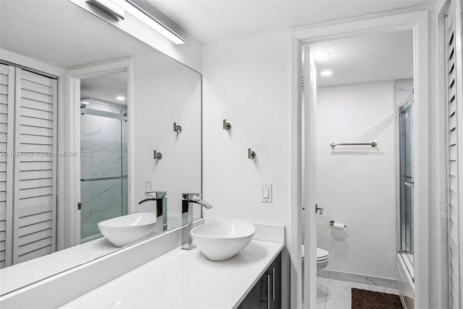 Small Image of 600 NORTH EAST 36 ST #311, Miami Number 2