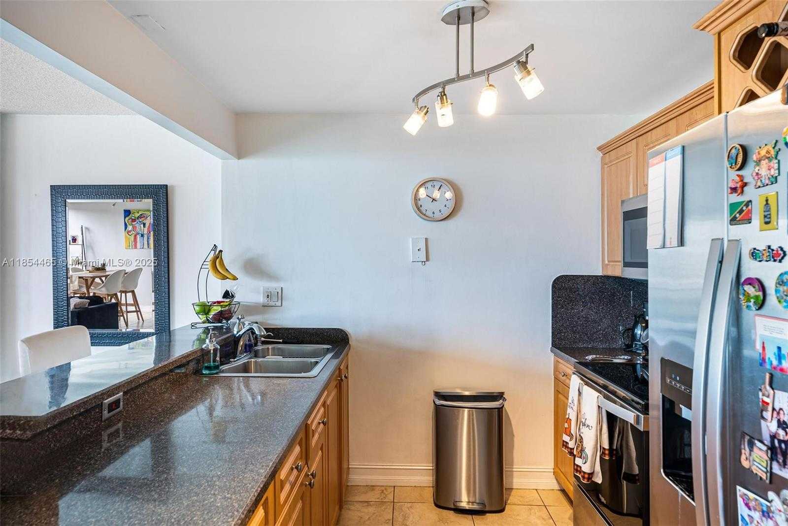 Small Image of 600 NORTH EAST 36 ST #311, Miami Number 8