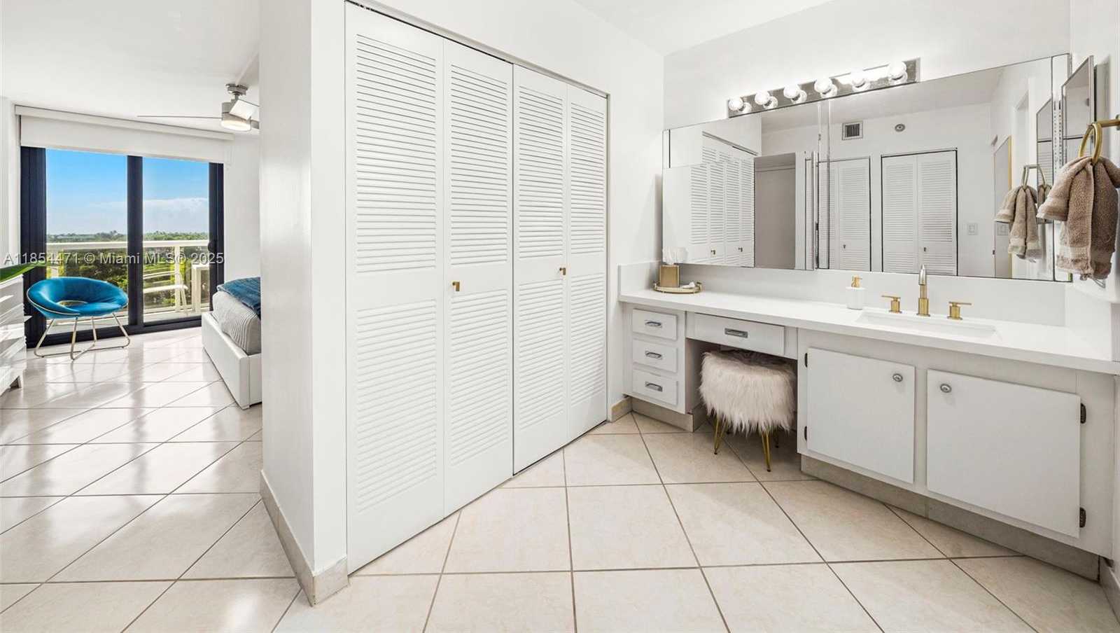 Small Image of 20505 EAST COUNTRY CLUB DR #736, Aventura Number 22