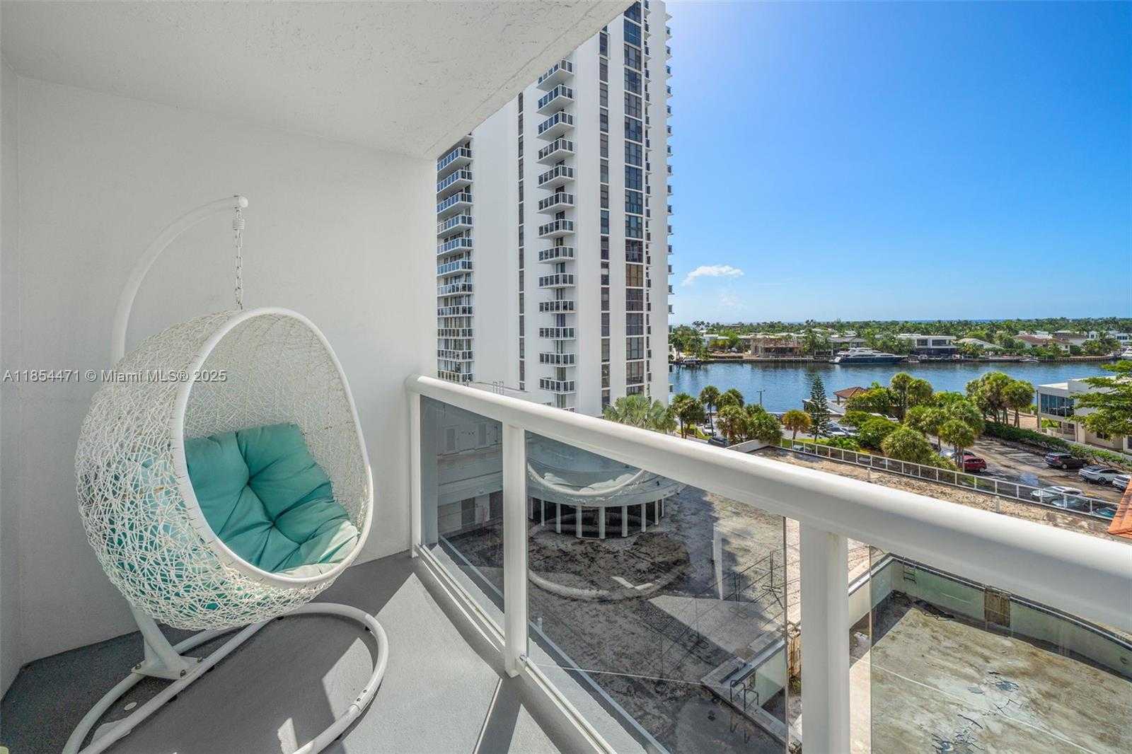 Small Image of 20505 EAST COUNTRY CLUB DR #736, Aventura Number 4