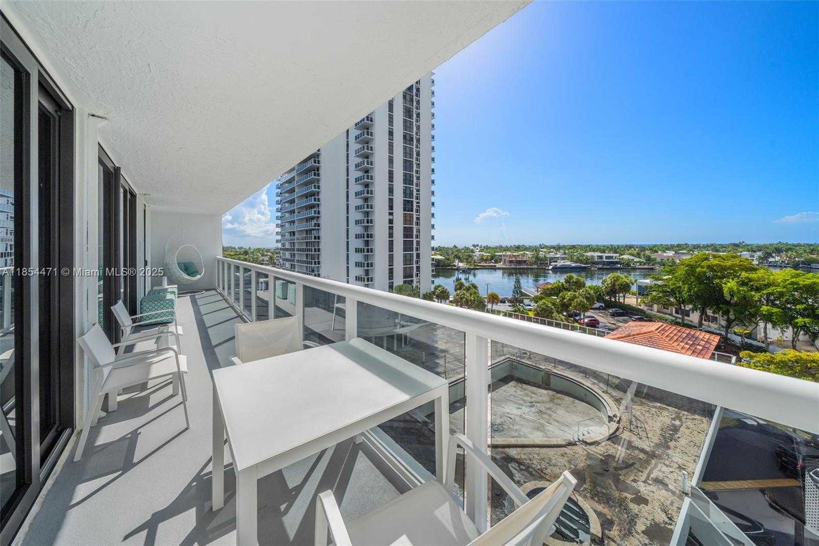 Small Image of 20505 EAST COUNTRY CLUB DR #736, Aventura Number 6