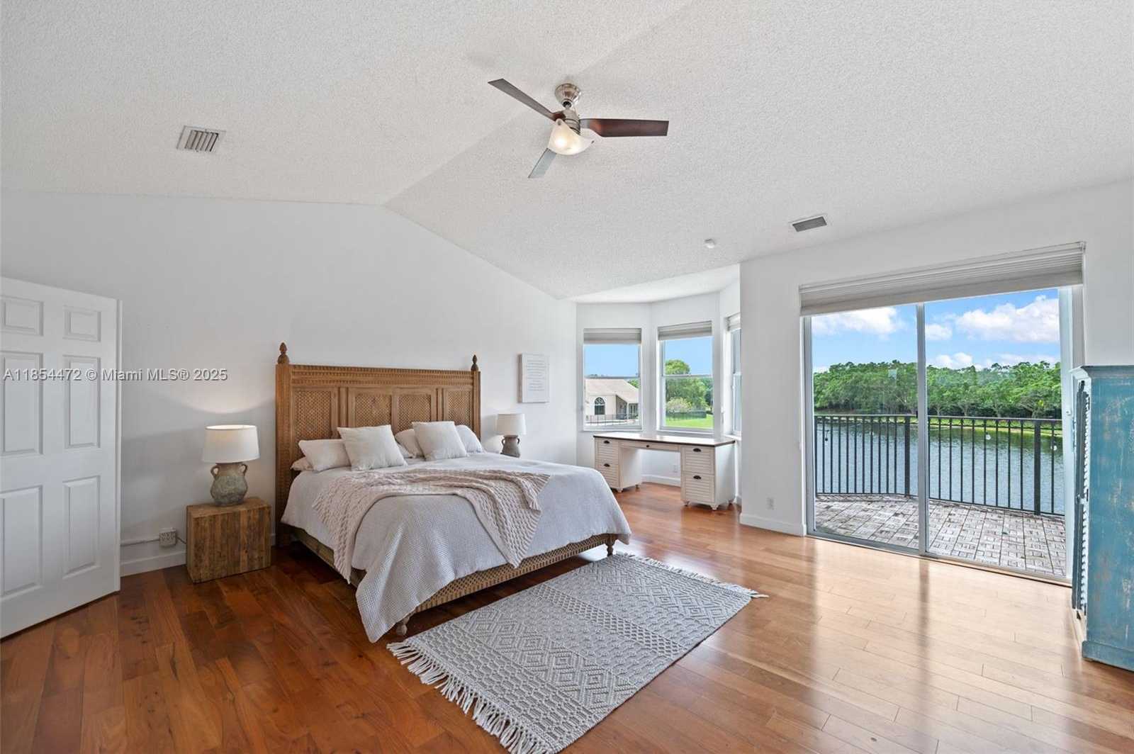 Small Image of 3249 MUIRFIELD, Weston Number 19