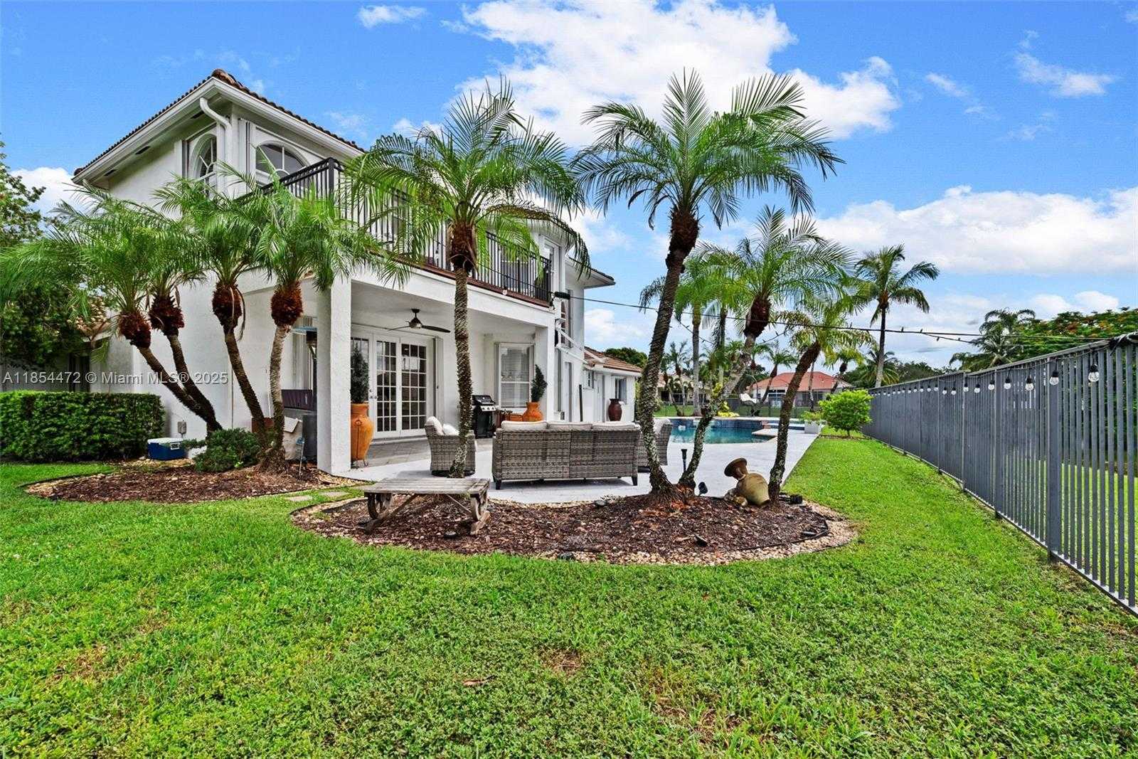 Small Image of 3249 MUIRFIELD, Weston Number 36