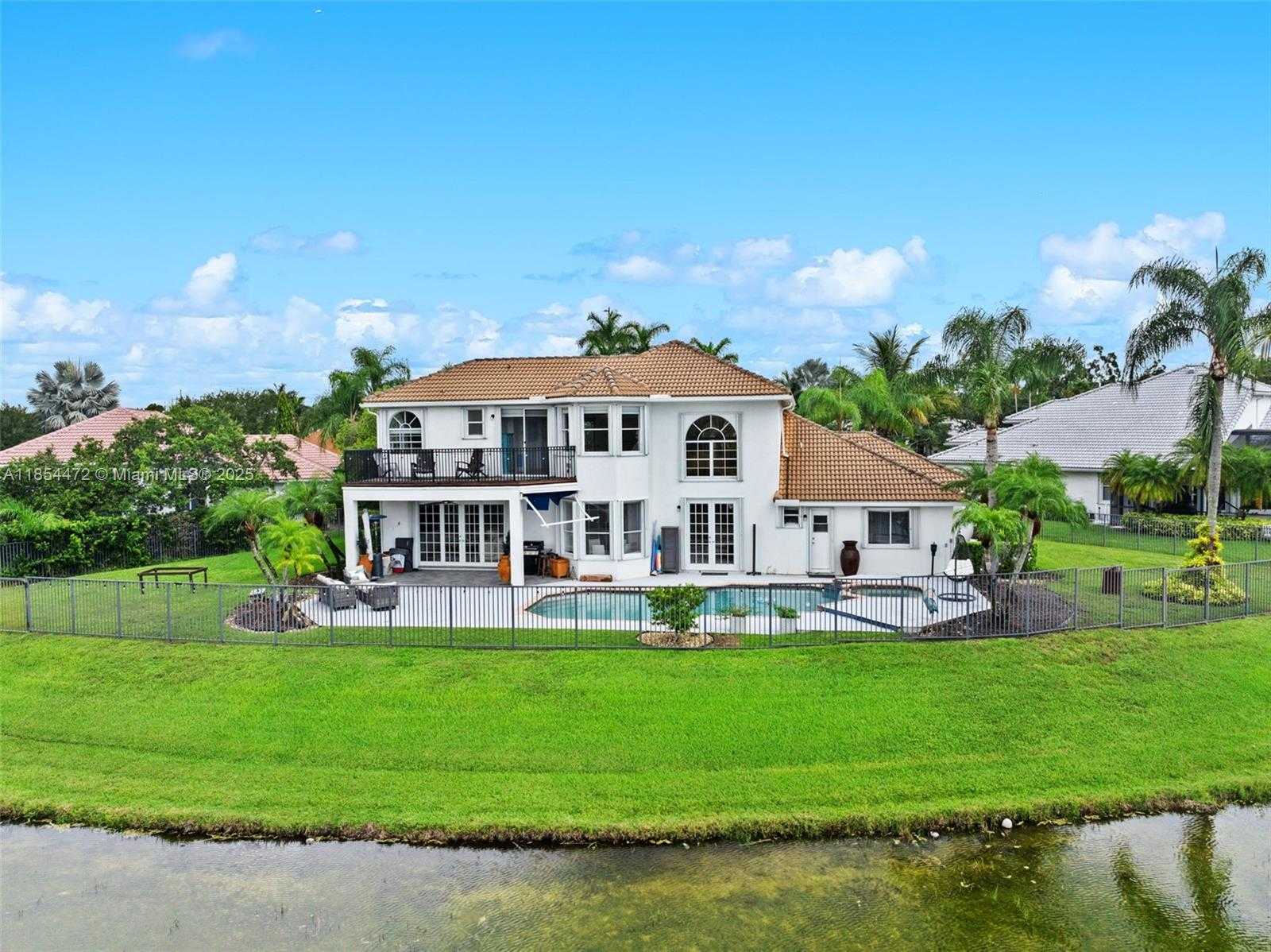 Small Image of 3249 MUIRFIELD, Weston Number 41