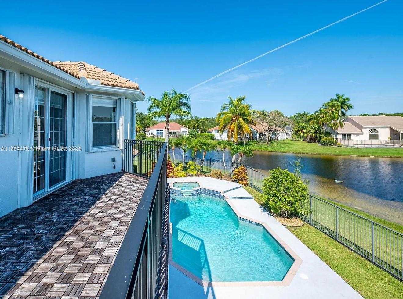 Small Image of 3249 MUIRFIELD, Weston Number 48