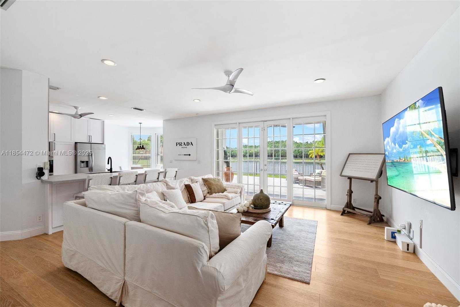 Small Image of 3249 MUIRFIELD, Weston Number 9