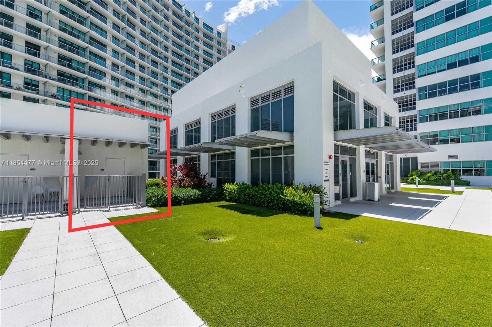 Small Image of 3301 NORTH EAST 1ST AVE #L04PH4, Miami Number 18