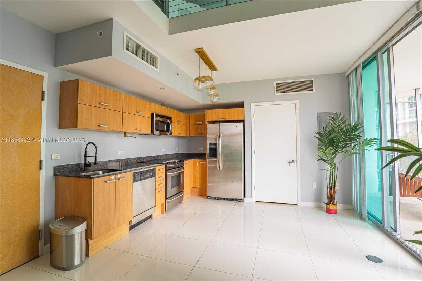 Small Image of 350 S MIAMI AVE #511, Miami Number 2