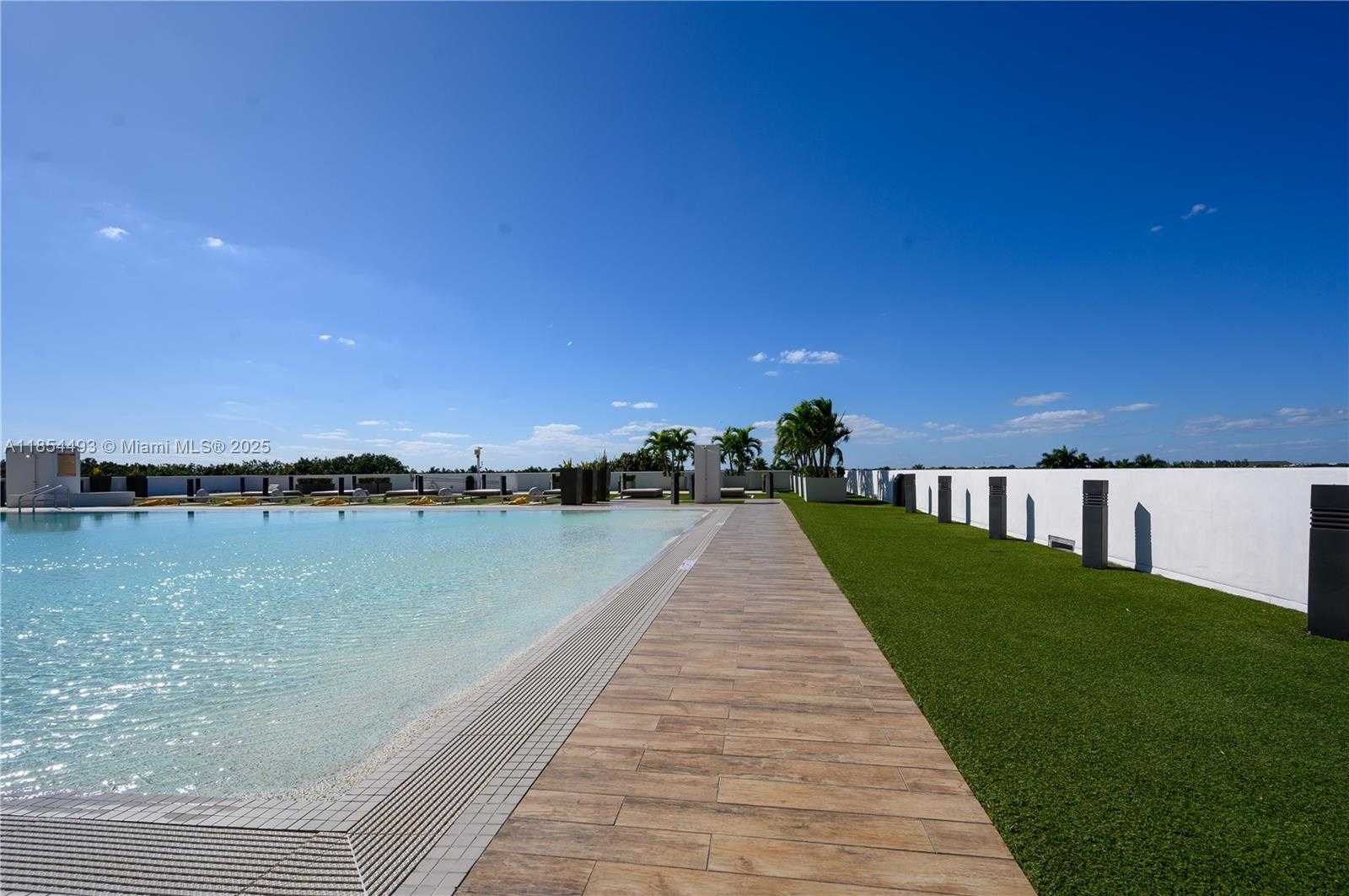 Small Image of 5252 NORTH WEST 85TH AVE #1405, Doral Number 22