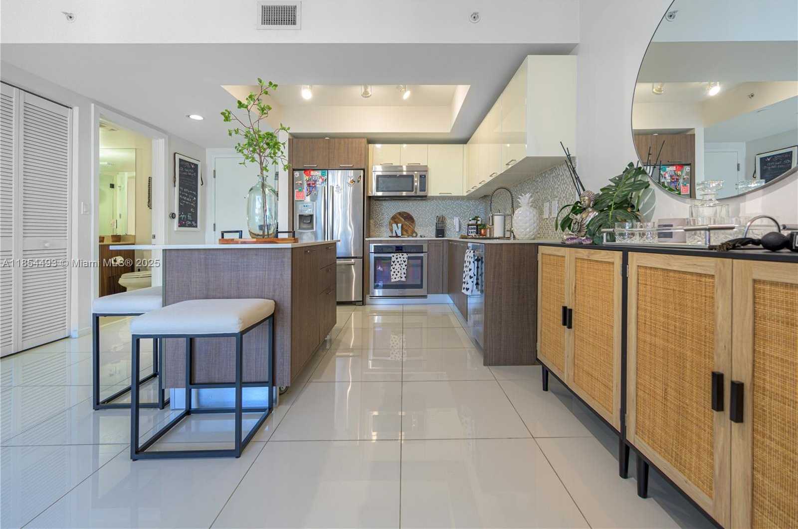 Small Image of 5252 NORTH WEST 85TH AVE #1405, Doral Number 6