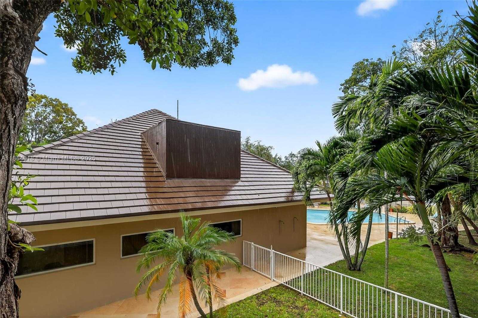 Small Image of 7705 CAMINO REAL #B204, Miami Number 7
