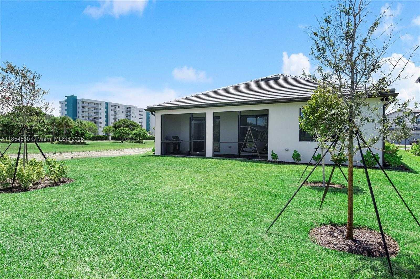 Small Image of 4434 TACOMA PARK DR, Oakland Park Number 36