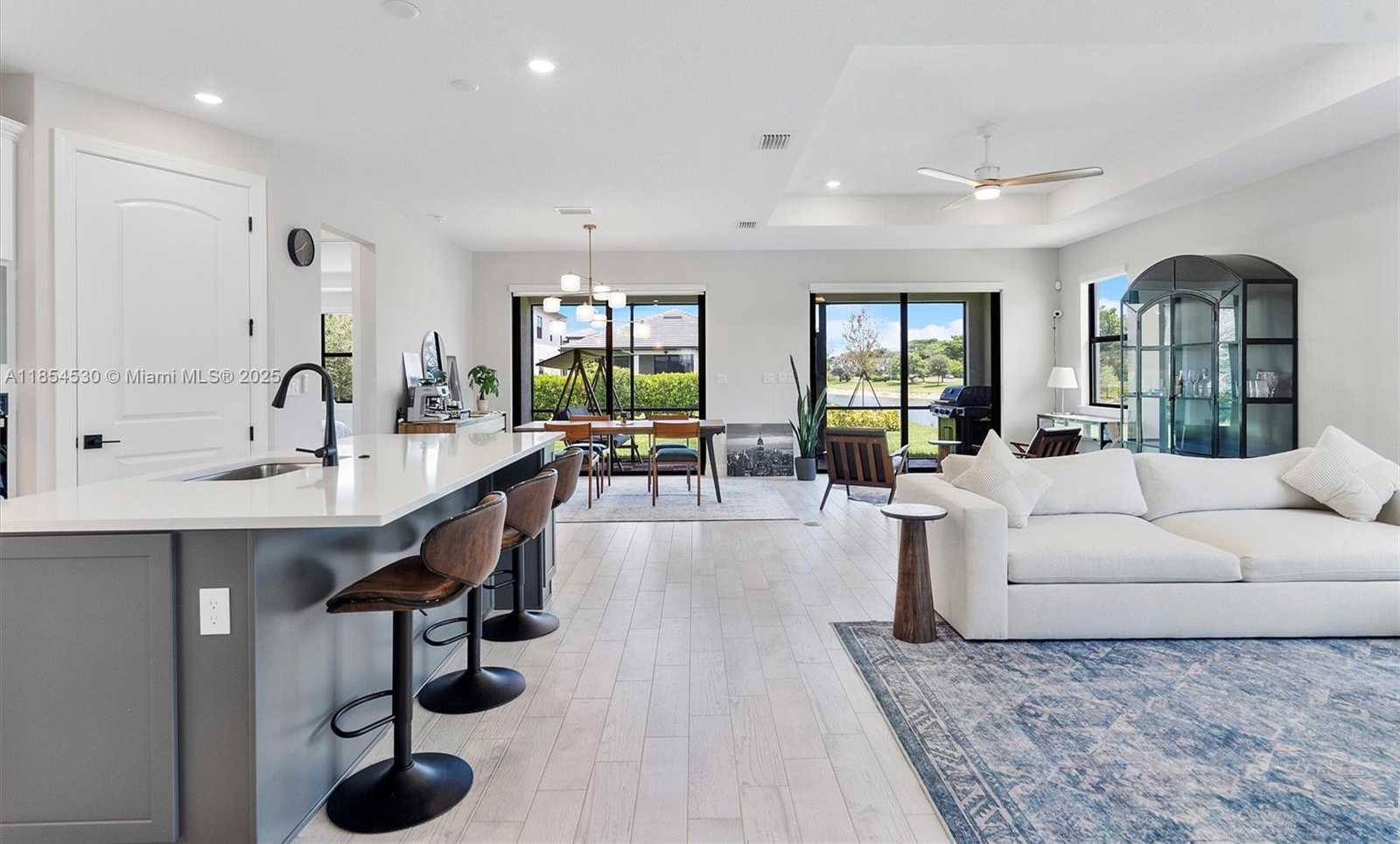 Small Image of 4434 TACOMA PARK DR, Oakland Park Number 4