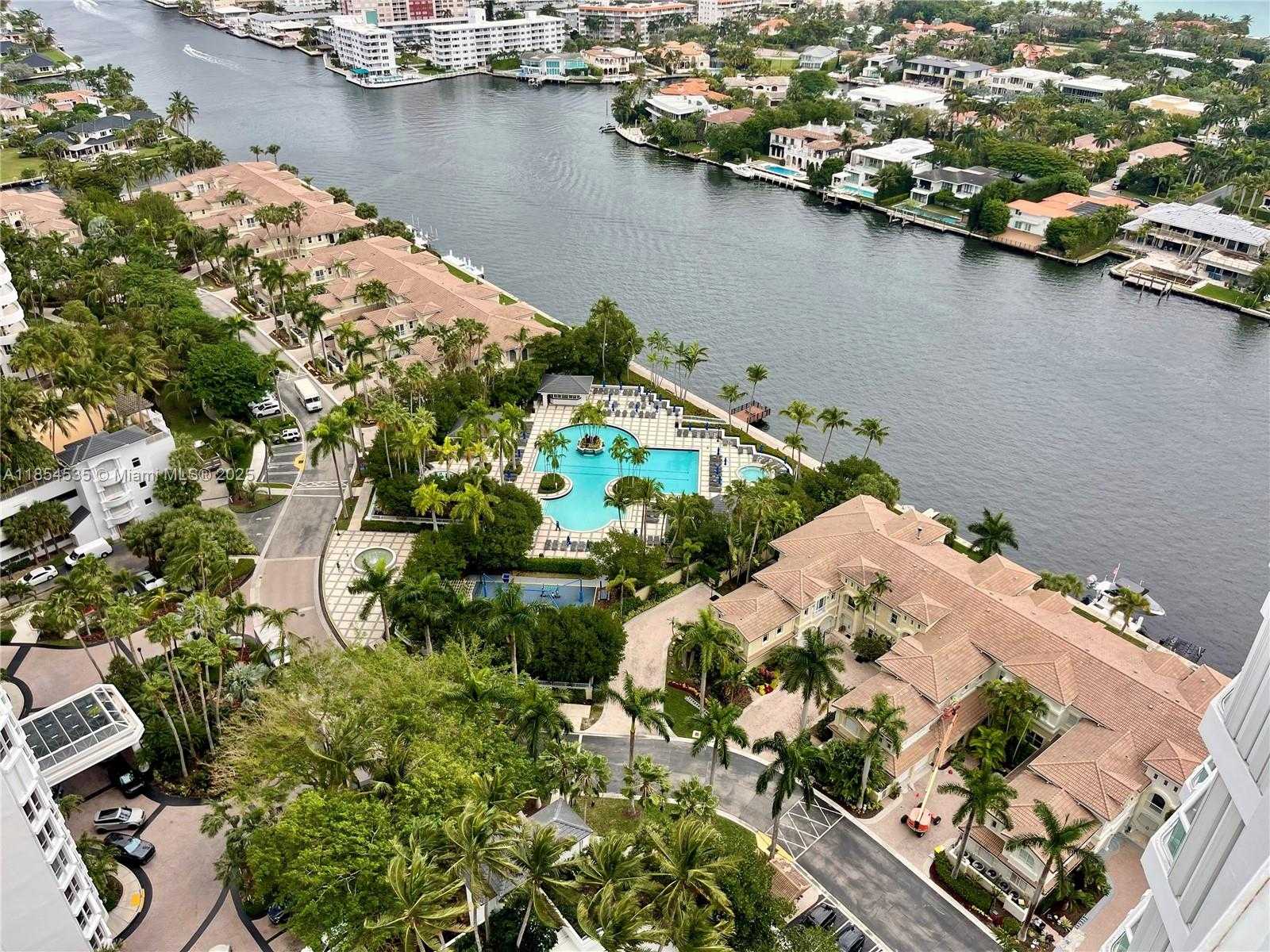 Small Image of 21050 POINT PL #2803, Aventura Number 27