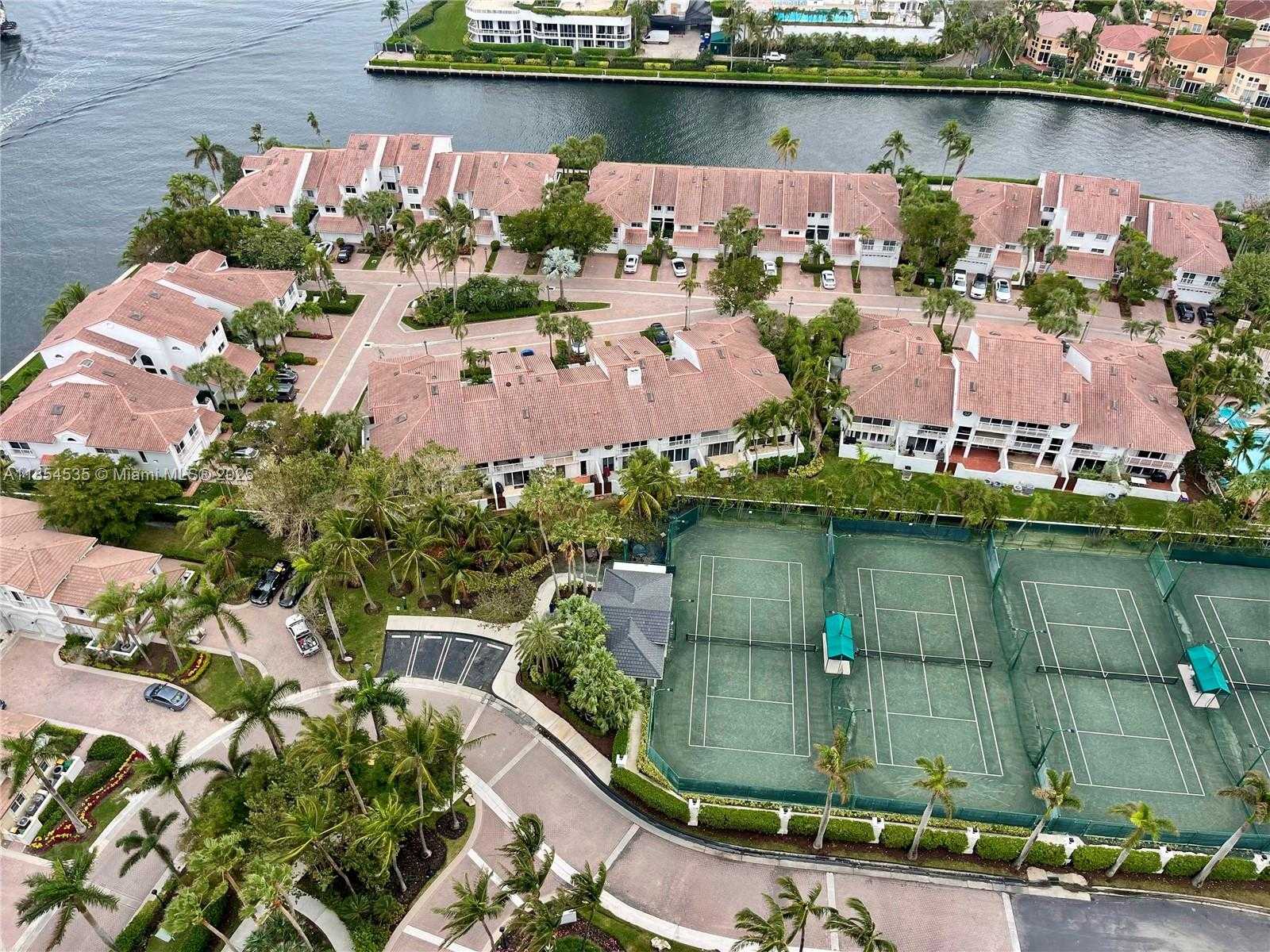 Small Image of 21050 POINT PL #2803, Aventura Number 5