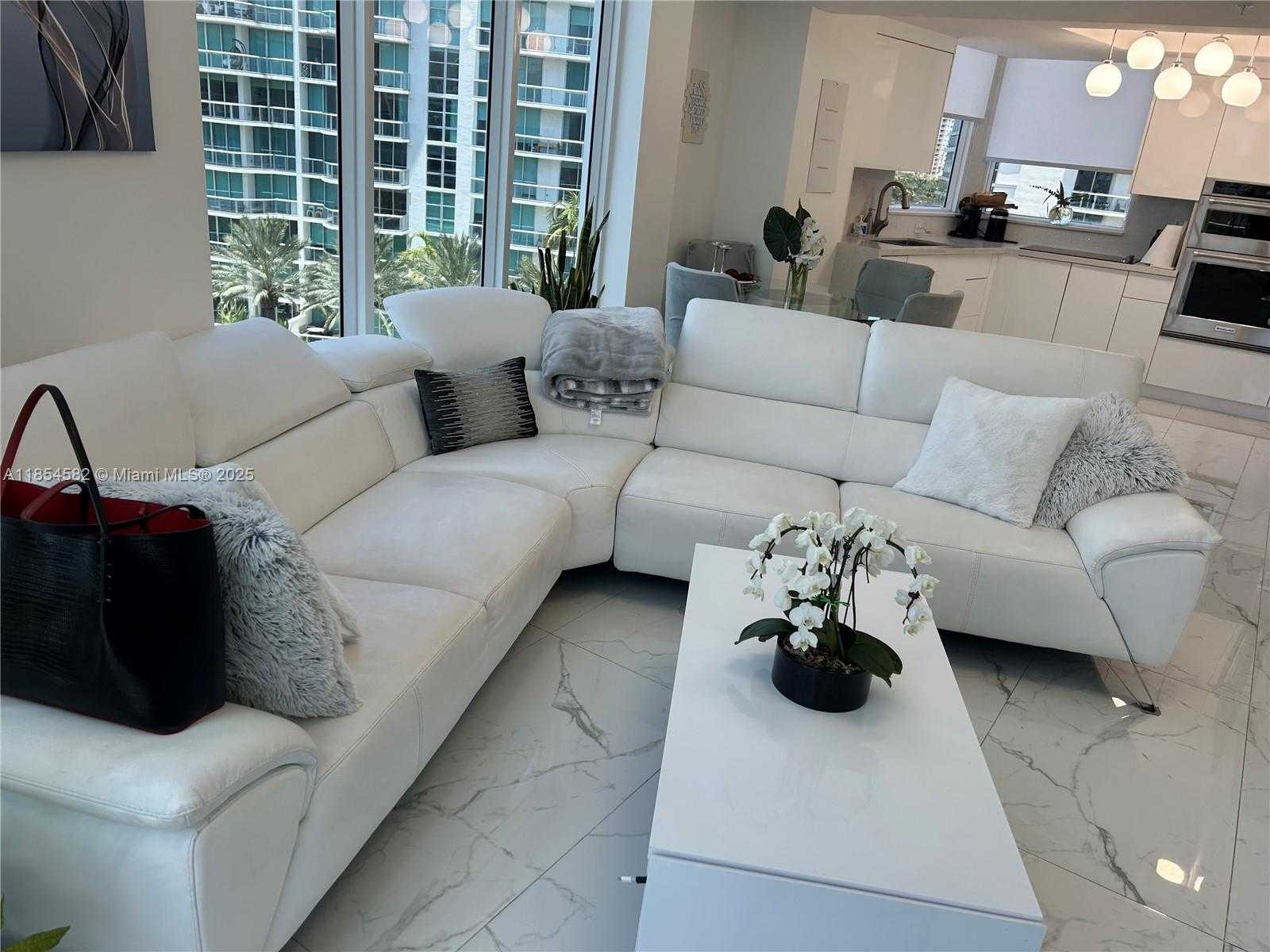 Small Image of 3000 NORTH EAST 188TH ST #701, Aventura Number 4