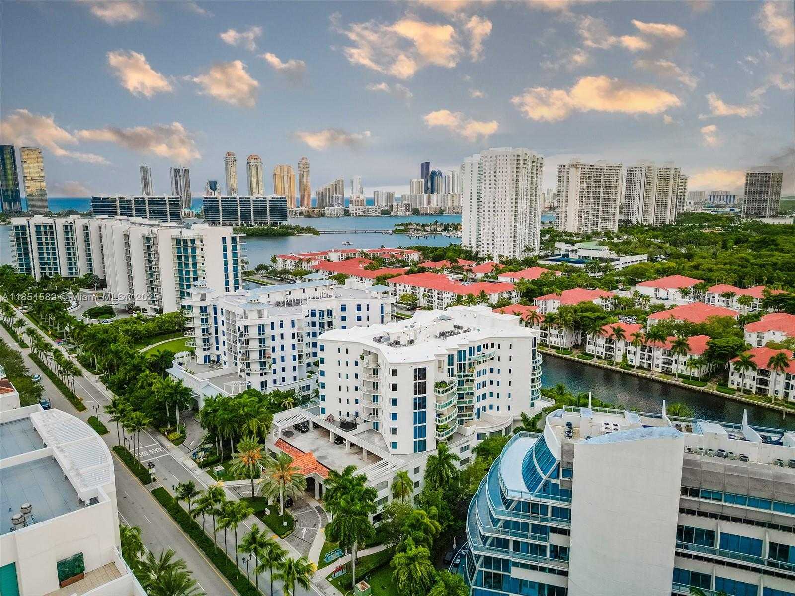Small Image of 3000 NORTH EAST 188TH ST #701, Aventura Number 41