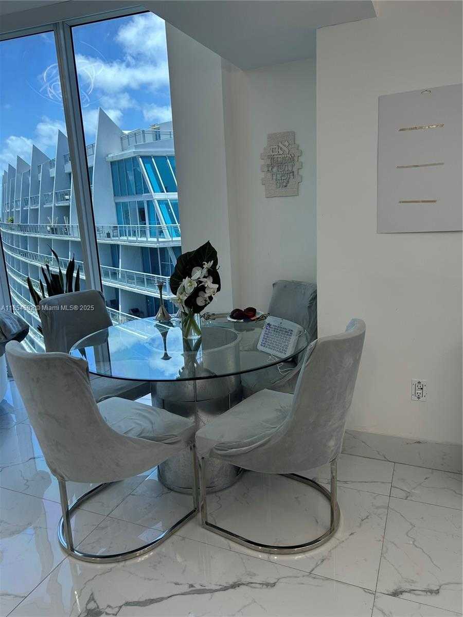Small Image of 3000 NORTH EAST 188TH ST #701, Aventura Number 5